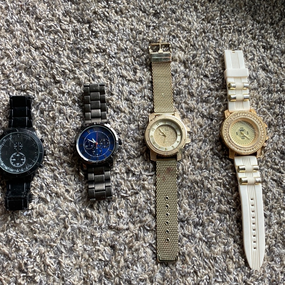 4 Men’s Watches